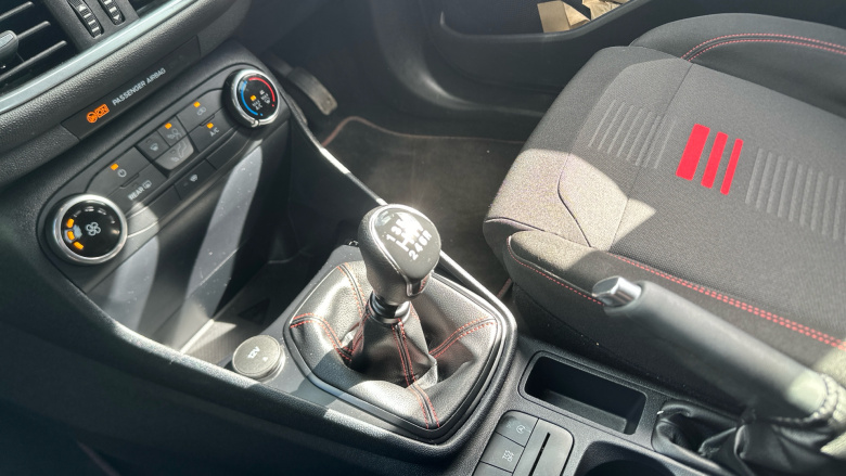 Ford Fiesta 1.0 EcoBoost Hybrid mHEV 125 ST-Line 5dr Petrol Hatchback